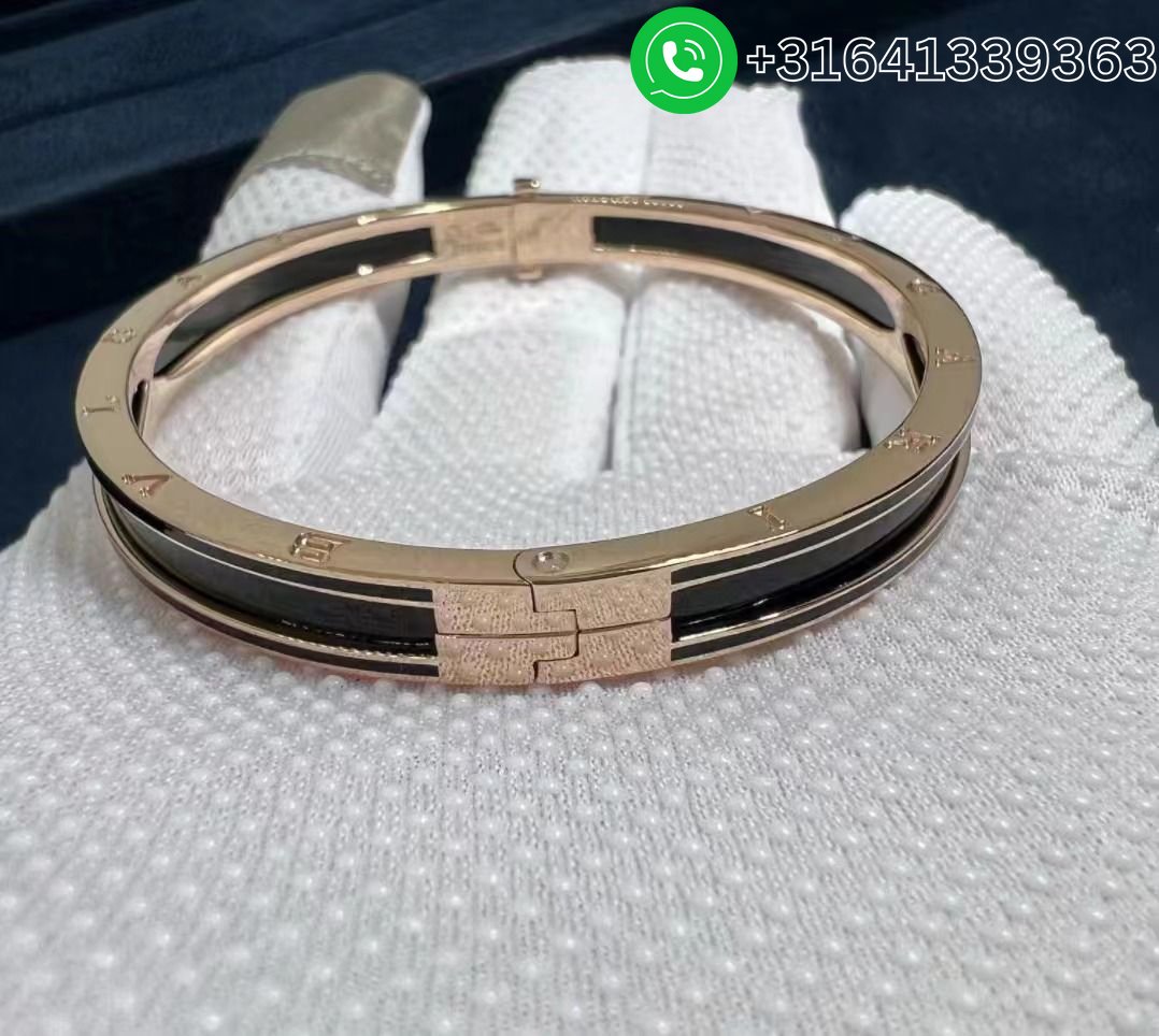 Bulgari B.zero1 bracelet in 18 kt rose gold with black ceramic Ref.: 358044 - Image 4