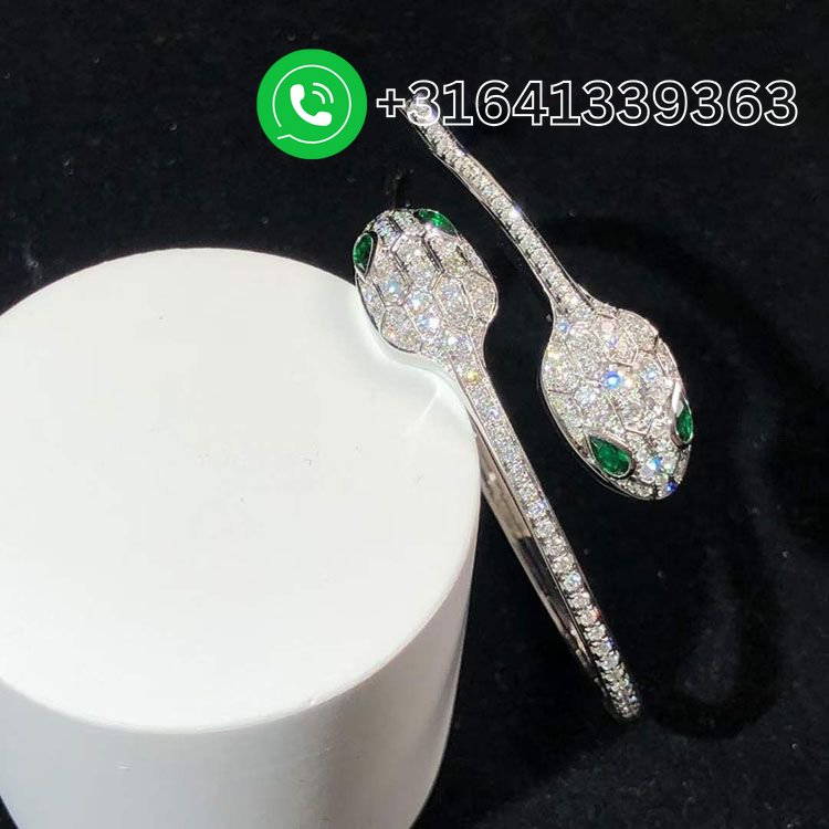 Bulgari Serpenti 18 kt white gold set with emerald eyes and pavé diamonds bracelet 356522 - Image 2