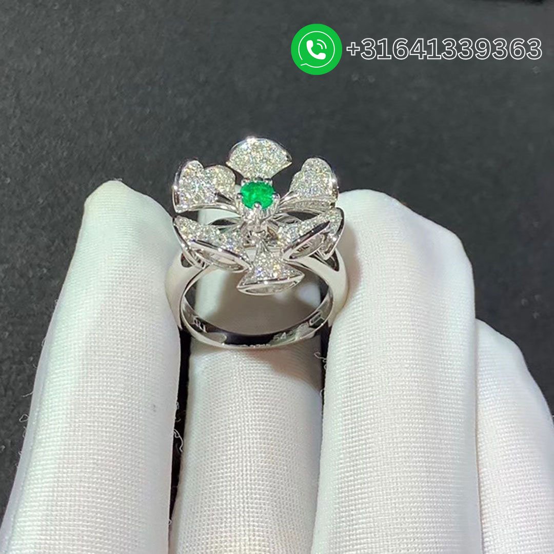 Bvlgari 18K White Gold Emerald and Pave Diamonds Diva Dream Ring - Image 6