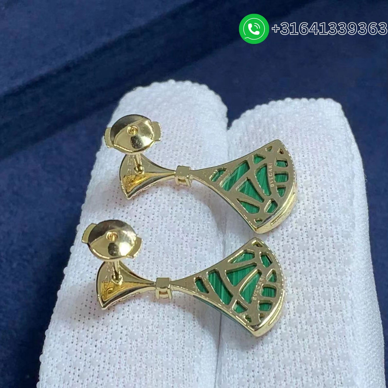 Bvlgari Diva’s Dream 18K Yellow Gold Malachite and Diamond Earrings - Image 4