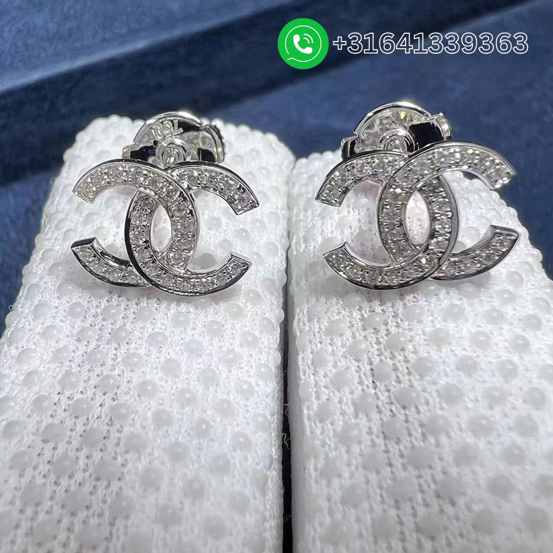 Chanel-CC-Logo-Small-Version-18k-White-Gold-Diamond-Earrings