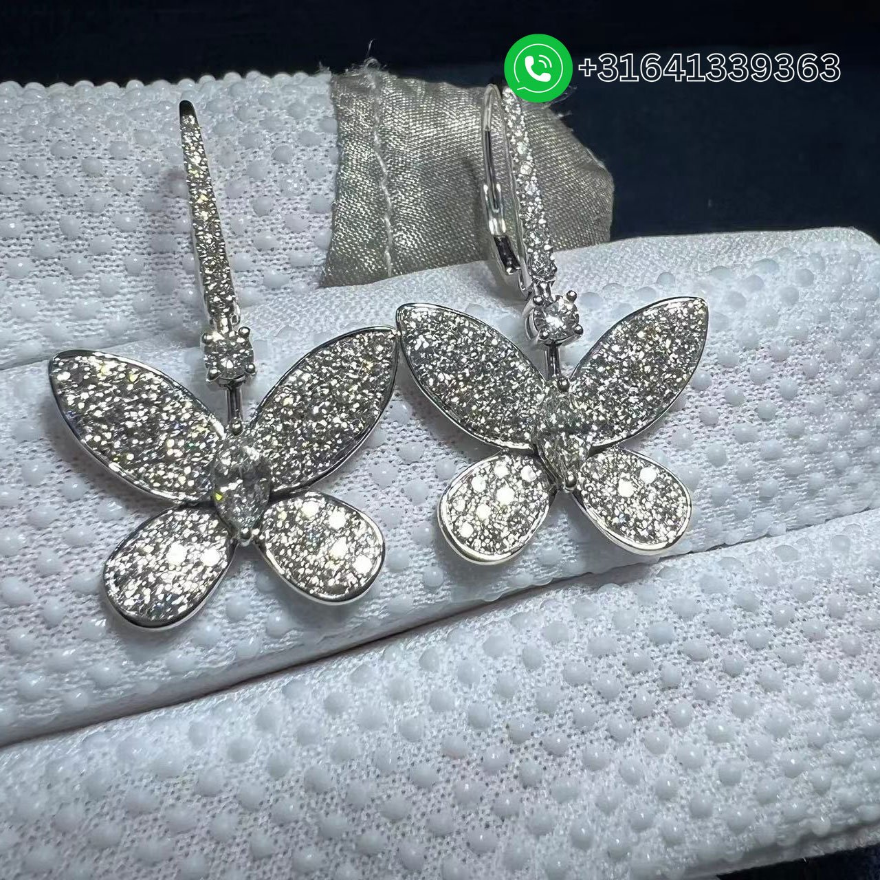 Graff Butterfly Silhouette Drop 18K White Gold Diamond Earrings RGE1617 - Image 8