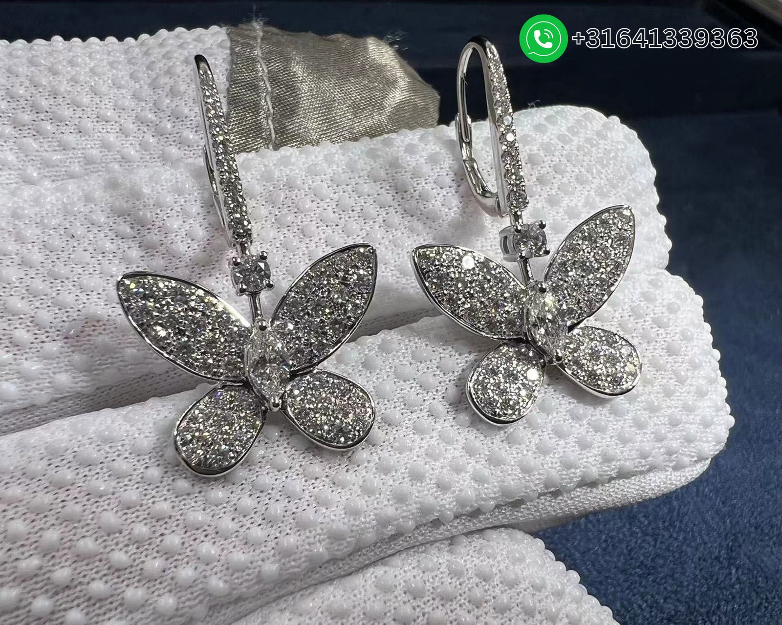 Graff Butterfly Silhouette Drop 18K White Gold Diamond Earrings RGE1617 - Image 3