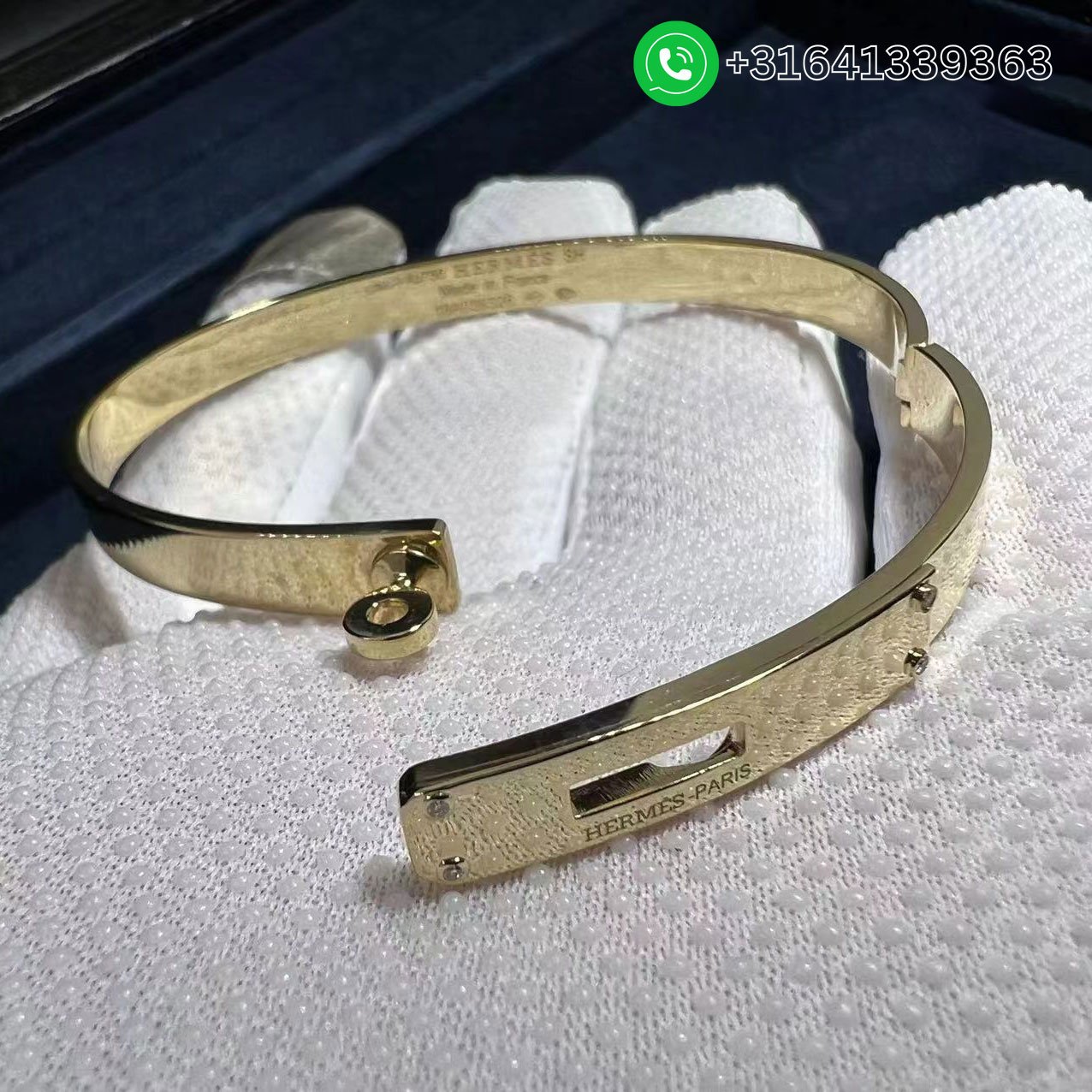 Hermès Kelly 18K Yellow Gold Set With Diamonds Bracelet H214456B - Image 2