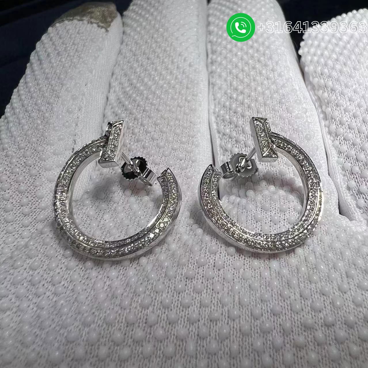 Tiffany-18k-Rose-Gold-Diamond-T-T1-Open-Hoop-Earrings-4-(1)