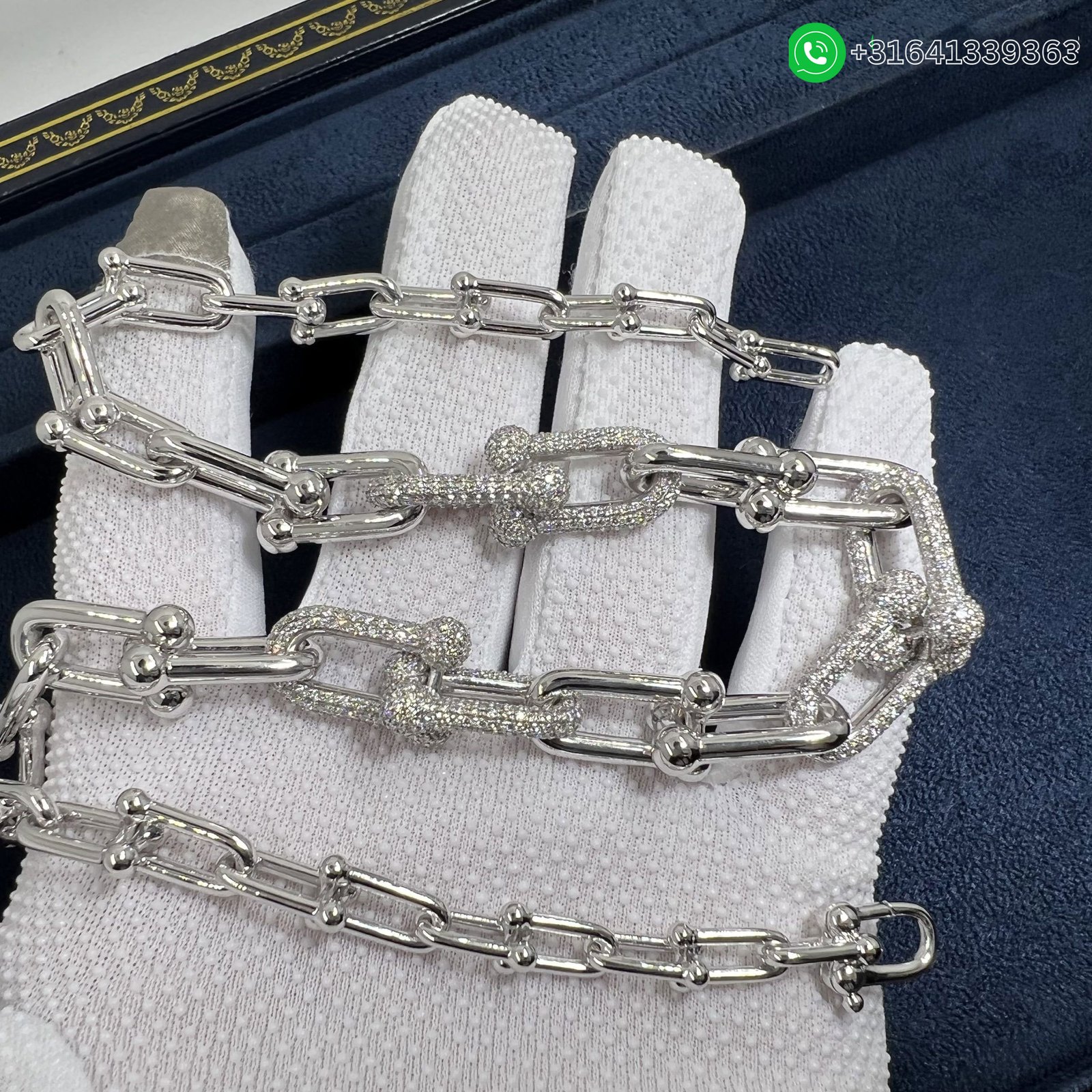 Tiffany-City-HardWear-18k-White-Gold-Pave-Diamonds-Graduated-Link-Necklace-scaled