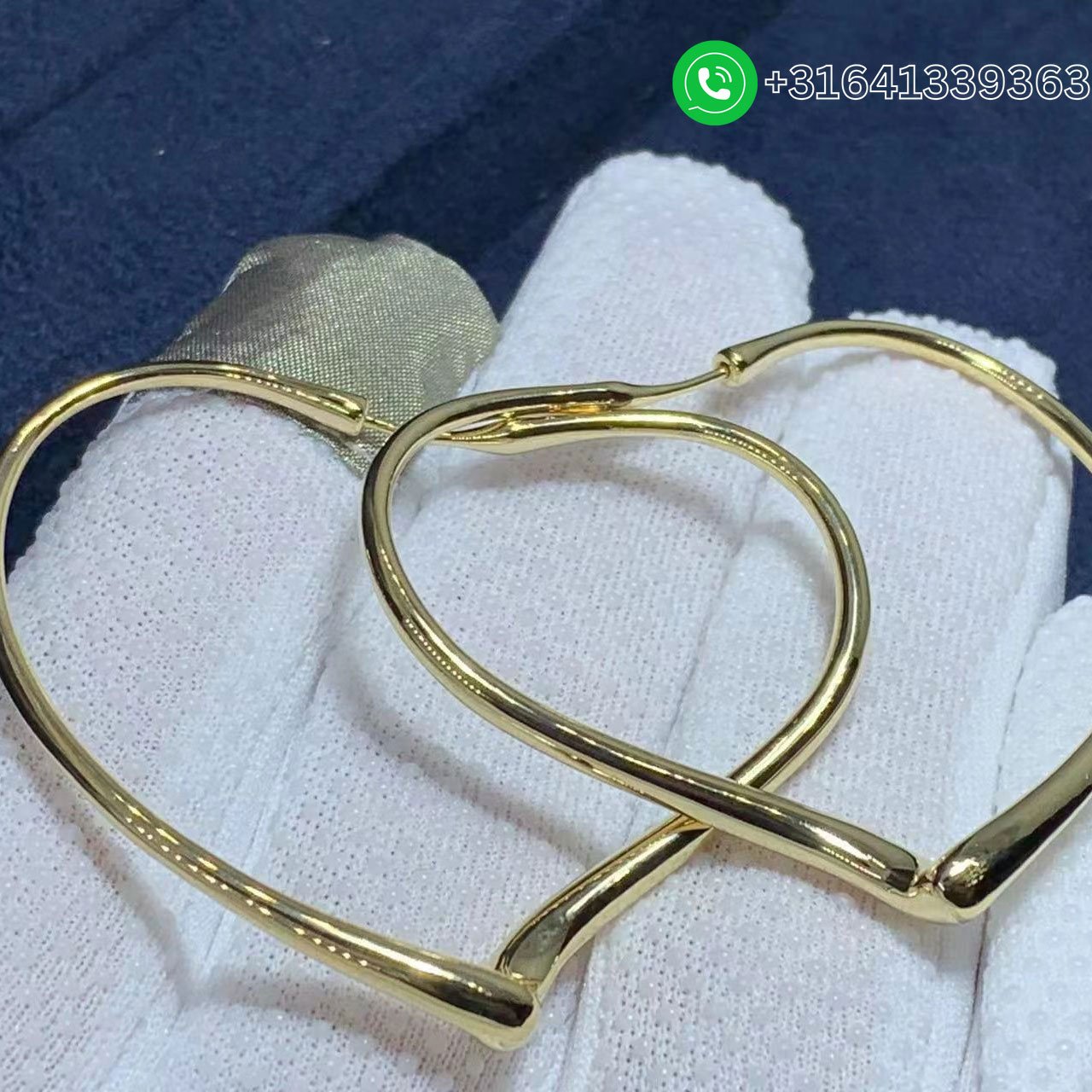 Tiffany & Co. Elsa Peretti Open Heart Hoop 18K Yellow Gold Earrings - Image 7
