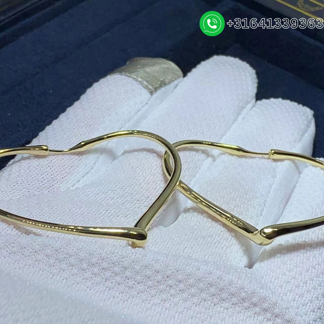 Tiffany & Co. Elsa Peretti Open Heart Hoop 18K Yellow Gold Earrings - Image 6