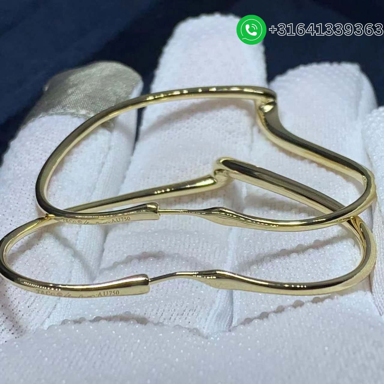 Tiffany & Co. Elsa Peretti Open Heart Hoop 18K Yellow Gold Earrings - Image 5