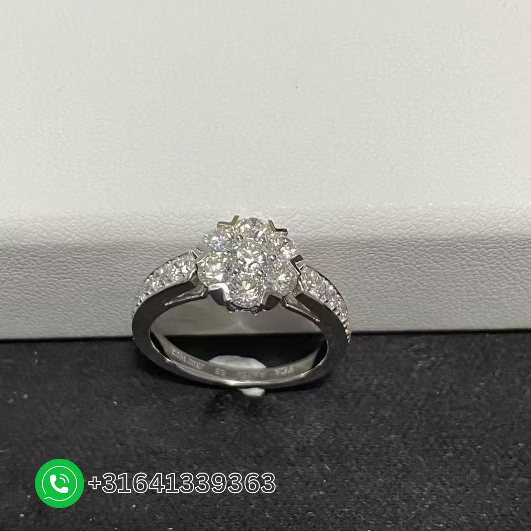 Van Cleef & Arpels 18k White Gold Diamond Fleurette Flower Ring VCARO8FO00 - Image 3