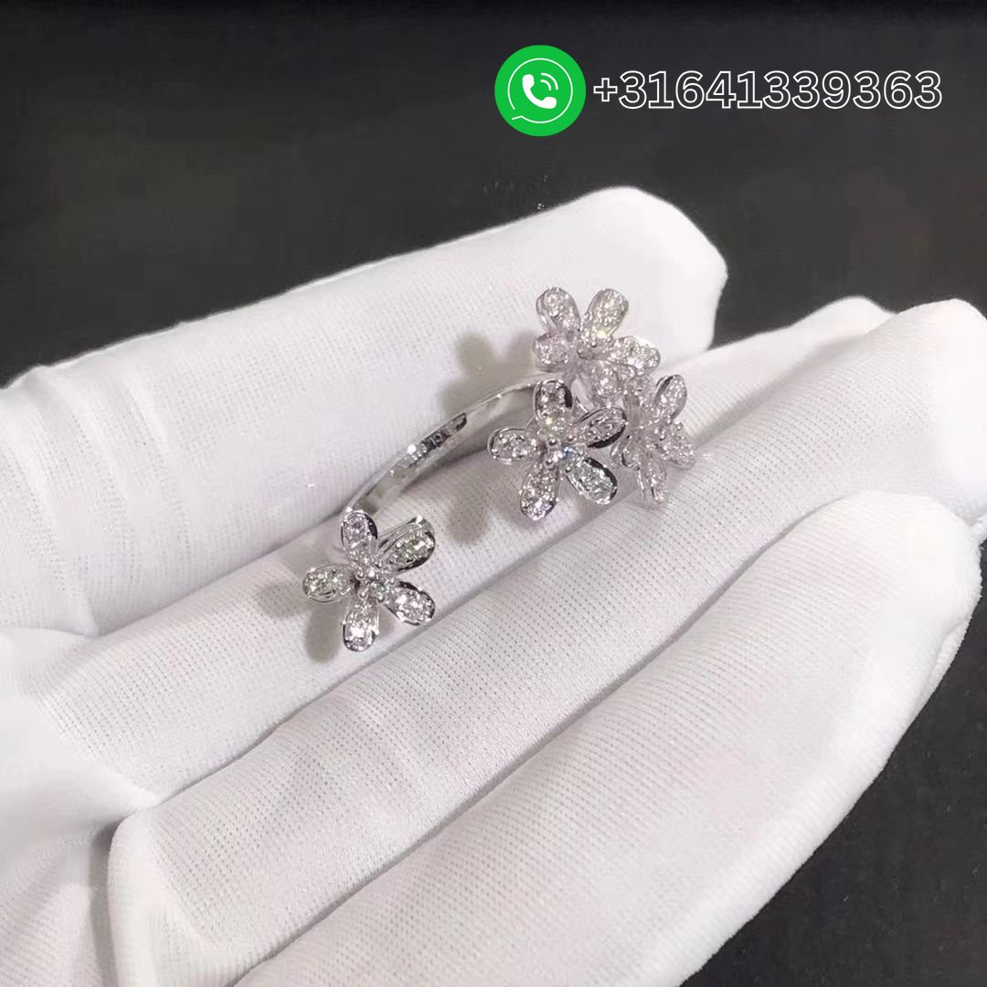 Van Cleef & Arpels 18k White Gold Diamond Socrate Between The Finger Ring VCARB14500 - Image 3