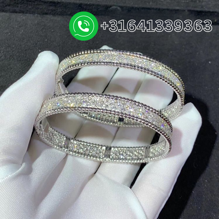 Van-Cleef-Arpels-18K-White-Gold-Perlee-3-Rows-Diamond-Bracelet-VCARN9Q100-3