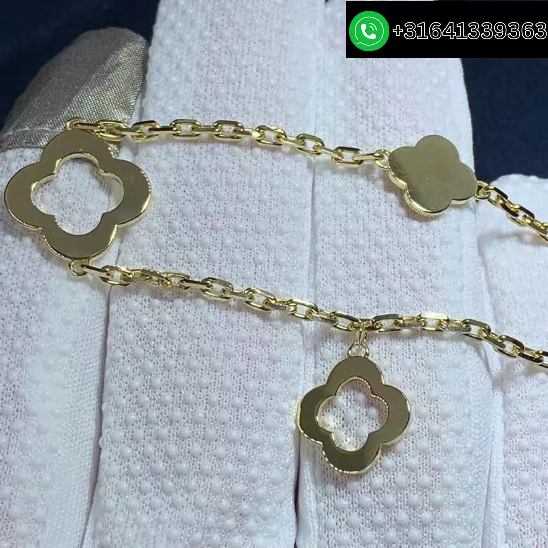 Van-Cleef-Arpels-18K-Yellow-Gold-Byzantine-Alhambr-(1)