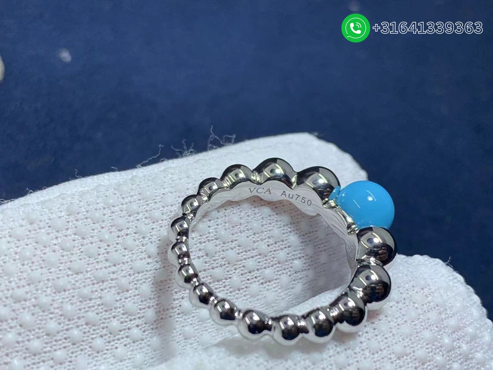 Van Cleef & Arpels 18k White Gold Perlée Couleurs Variation Turquoise Ring VCARO63G00 - Image 4