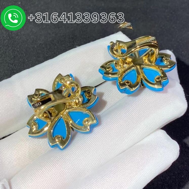 Van Cleef & Arpels 18k Yellow Gold Turquoise Diamond Small Model Flower Rose de Noel Earrings - Image 4